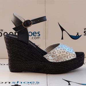 M-54  R-2075 Plata / Soleil Negro  Piso Triple Evita Negro