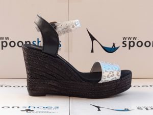 M-35  R-2075 Plata / Soleil Negro  Piso Triple Evita Negro