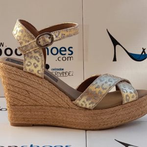 M-710  R-2075 Oro  Piso Triple Evita Tostado